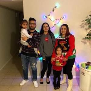 Meet your Posher, Carlos